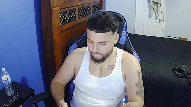 Snapshot of MasterKvn chatting on 02-25-25, 07:31 MasterKvn online show from 02-25-25, 07:31