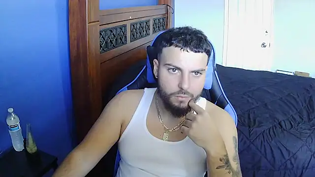 Snapshot of MasterKvn chatting on 02-26-25, 06:11 MasterKvn online show from 02-26-25, 06:11