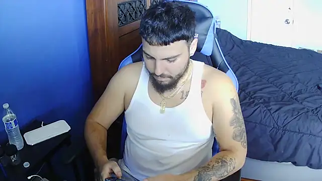 Snapshot of MasterKvn chatting on 03-19-25, 04:13 MasterKvn online show from 03-19-25, 04:13