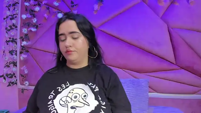 Victoria Rossy online show from 12-02-25, 07:53