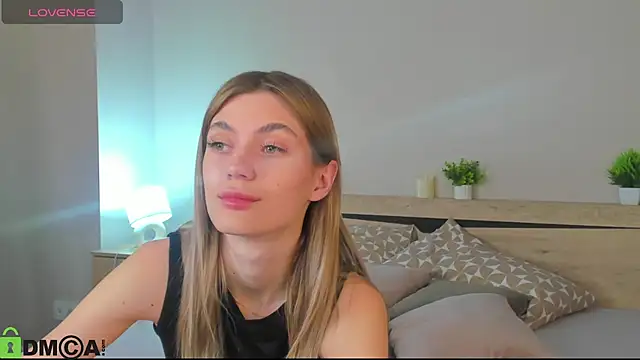 Snapshot of Cherry_Price chatting on 02-10-26, 11:20 Cherry Price online show from 02-10-26, 11:20