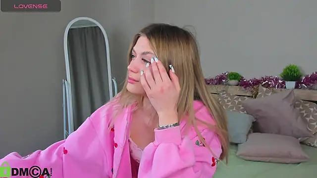 Snapshot of Cherry_Price chatting on 02-24-26, 11:58 Cherry Price online show from 02-24-26, 11:58