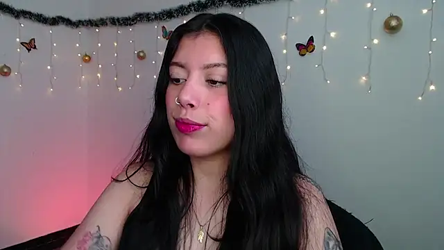 Snapshot of iam_emy chatting on 12-26-24, 10:52 iam emy online show from 12-26-24, 10:52