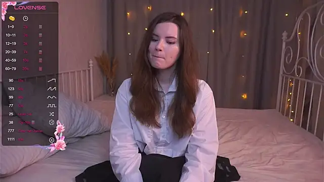 LoraDevon online show from 01-30-25, 04:55