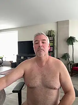 Snapshot of aarosteev2 chatting on 02-11-26, 04:34 aarosteev2 online show from 02-11-26, 04:34