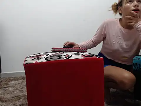 Naomi991 online show from 01-10-25, 09:53