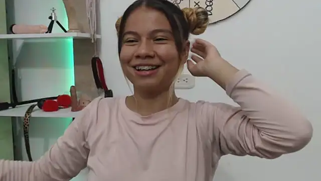 Naomi991 online show from 09-23-25, 08:34