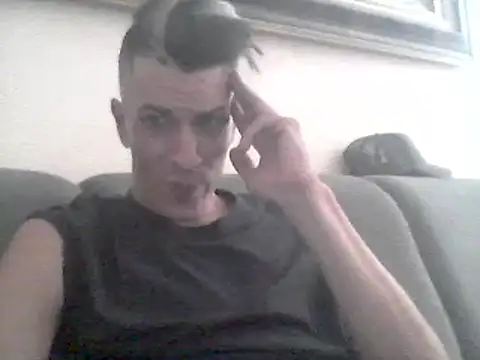 Snapshot of dannnnnnnnnny chatting on 10-11-25, 12:15 dannnnnnnnnny online show from 10-11-25, 12:15