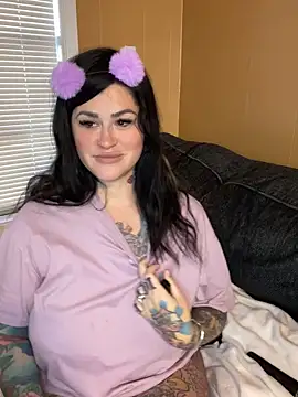 TexasTattooedHouseWife online show from 02-20-25, 03:52