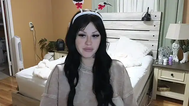 TexasTattooedHouseWife online show from 12-15-25, 05:39