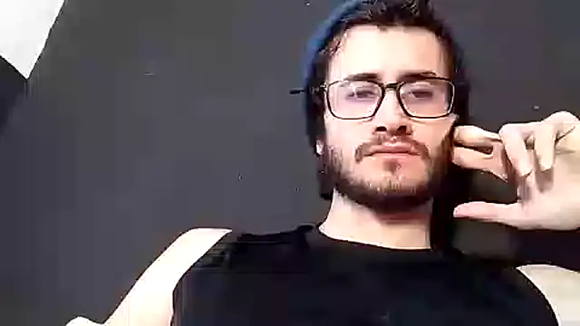 Loggan donnelly online show from 11-12-25, 07:13