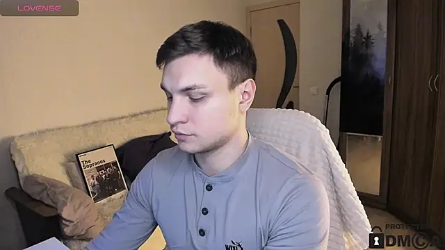 handsome guy01 online show from 10-12-25, 07:02