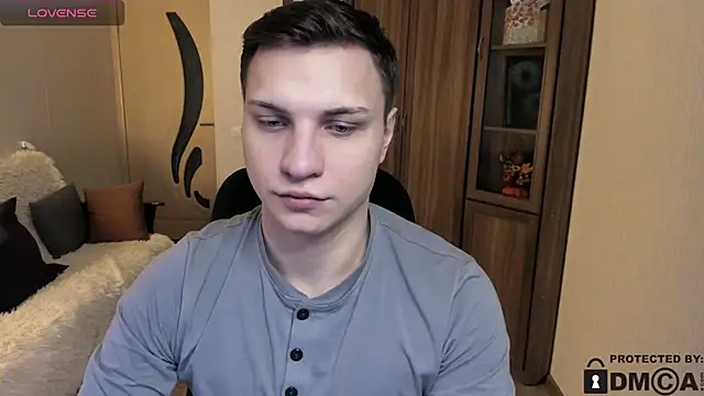 handsome guy01 online show from 11-24-25, 08:25