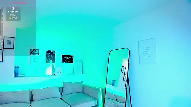 Snapshot of Sasha_belova chatting on 03-18-26, 12:30 Sasha belova online show from 03-18-26, 12:30