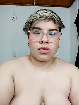 amalia love online show from 01-04-25, 06:52