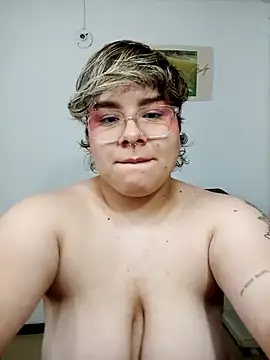 amalia love online show from 03-16-25, 11:49