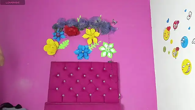 tiffany Bitch online show from 12-11-24, 11:21