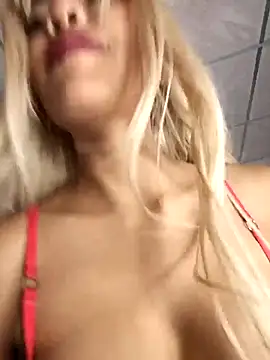 Snapshot of lianisrose chatting on 03-07-26, 11:35 lianisrose online show from 03-07-26, 11:35