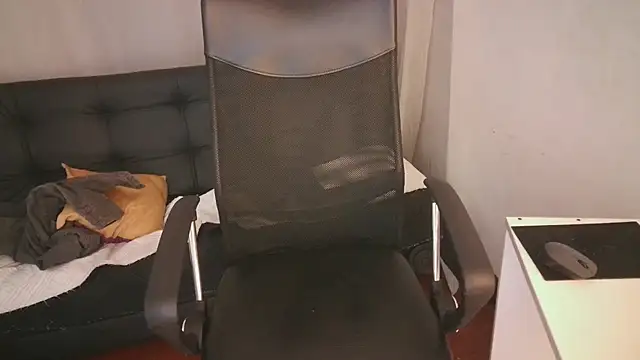 Aurora ath online show from 12-13-24, 04:11