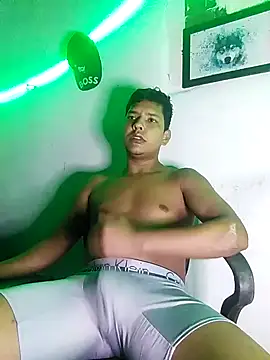 Snapshot of 628-andrew chatting on 02-08-26, 11:35 628-andrew online show from 02-08-26, 11:35