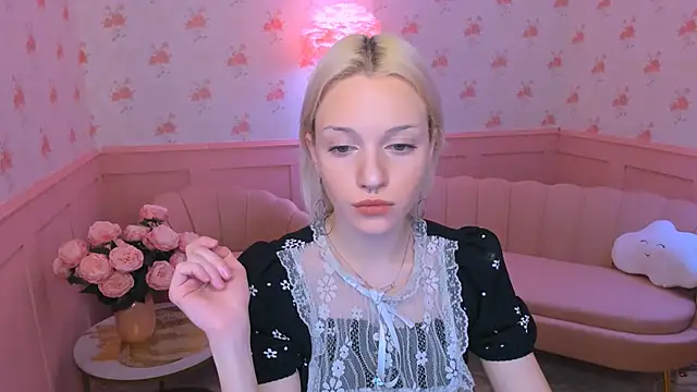 VelvetVixen155 online show from 12-07-24, 03:04