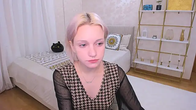 VelvetVixen155 online show from 12-11-24, 04:18