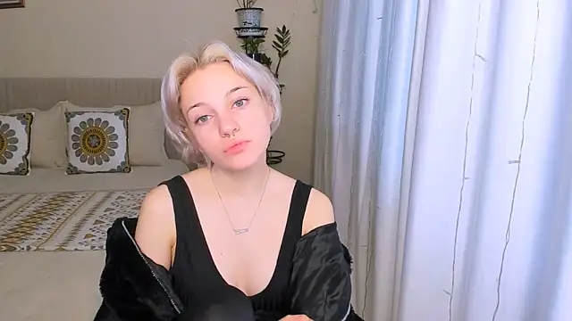 VelvetVixen155 online show from 02-23-25, 04:07