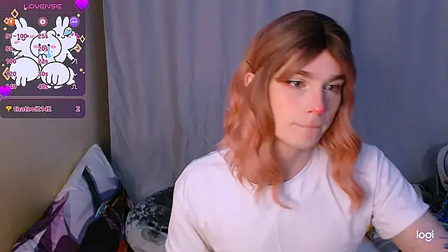 Snapshot of Alice_Hells chatting on 12-25-24, 04:33 Alice Hells online show from 12-25-24, 04:33