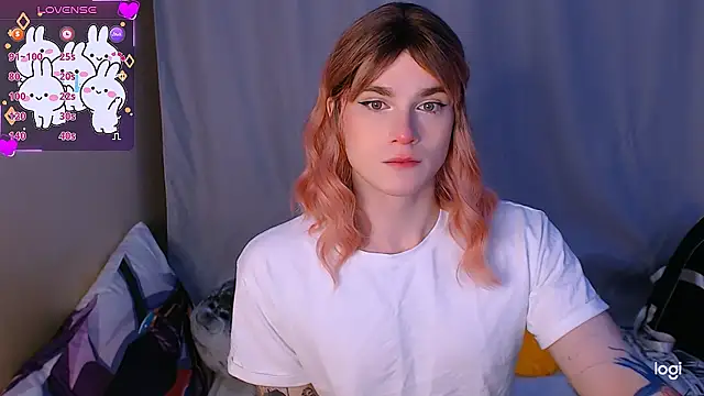 Snapshot of Alice_Hells chatting on 12-27-24, 02:58 Alice Hells online show from 12-27-24, 02:58