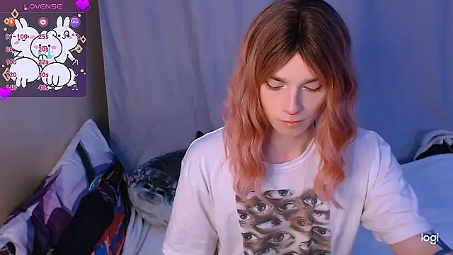 Snapshot of Alice_Hells chatting on 12-28-24, 04:51 Alice Hells online show from 12-28-24, 04:51