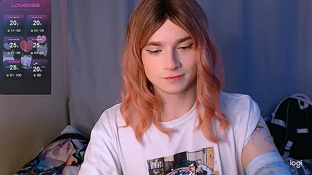 Snapshot of Alice_Hells chatting on 01-18-25, 09:13 Alice Hells online show from 01-18-25, 09:13