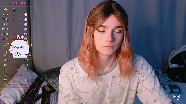 Snapshot of Alice_Hells chatting on 02-01-25, 04:14 Alice Hells online show from 02-01-25, 04:14