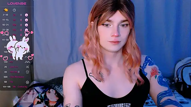 Snapshot of Alice_Hells chatting on 03-01-25, 04:15 Alice Hells online show from 03-01-25, 04:15