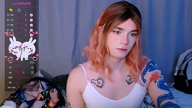 Snapshot of Alice_Hells chatting on 03-10-25, 04:28 Alice Hells online show from 03-10-25, 04:28