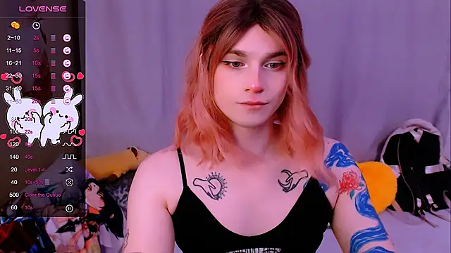 Snapshot of Alice_Hells chatting on 11-29-25, 01:58 Alice Hells online show from 11-29-25, 01:58