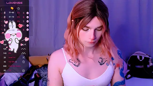 Snapshot of Alice_Hells chatting on 02-14-26, 06:54 Alice Hells online show from 02-14-26, 06:54