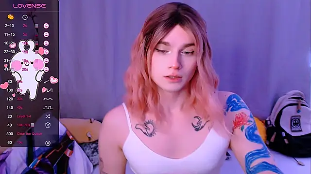 Snapshot of Alice_Hells chatting on 02-25-26, 07:51 Alice Hells online show from 02-25-26, 07:51