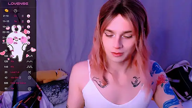 Snapshot of Alice_Hells chatting on 03-02-26, 08:10 Alice Hells online show from 03-02-26, 08:10