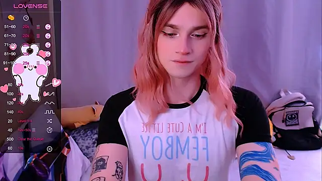 Snapshot of Alice_Hells chatting on 03-07-26, 08:11 Alice Hells online show from 03-07-26, 08:11