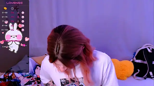 Snapshot of Alice_Hells chatting on 03-21-26, 07:02 Alice Hells online show from 03-21-26, 07:02