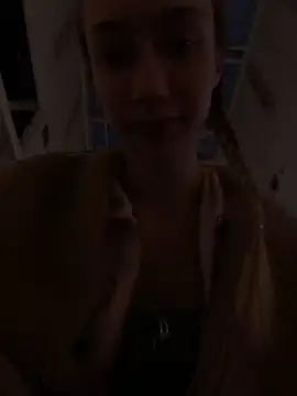 Lia  Love online show from 12-21-25, 01:07