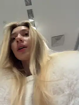 Lia  Love online show from 01-09-26, 01:14