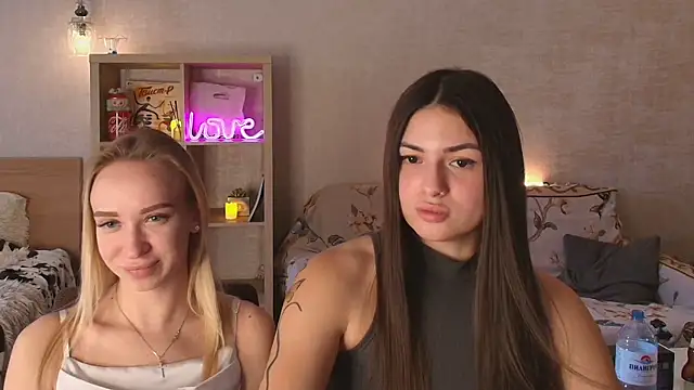 ShySonya online show from 10-16-25, 11:00