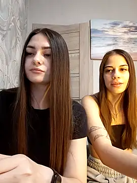 Snapshot of ShySonya chatting on 02-09-26, 07:12 ShySonya online show from 02-09-26, 07:12