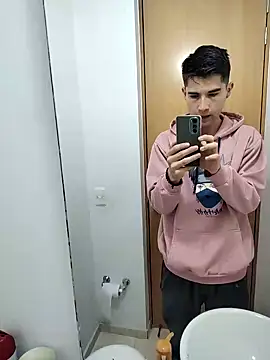 Snapshot of samael1107 chatting on 02-14-25, 02:12 samael1107 online show from 02-14-25, 02:12