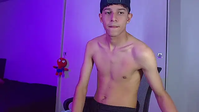 LiamGadiell online show from 02-22-25, 01:55