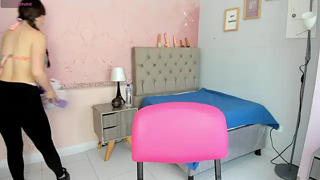 Snapshot of lauren_rios7 chatting on 11-05-25, 02:06 lauren rios7 online show from 11-05-25, 02:06