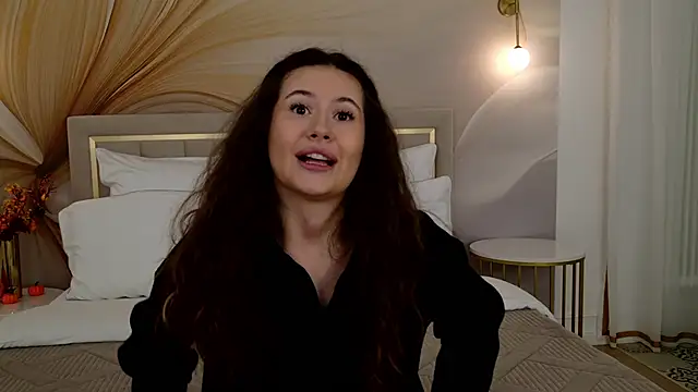 Snapshot of milaleoneli chatting on 11-03-25, 03:02 milaleoneli online show from 11-03-25, 03:02