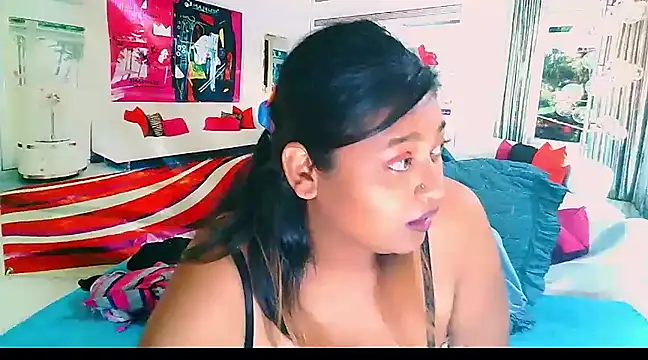 Snapshot of IndianYummy chatting on 12-14-24, 07:46 IndianYummy online show from 12-14-24, 07:46