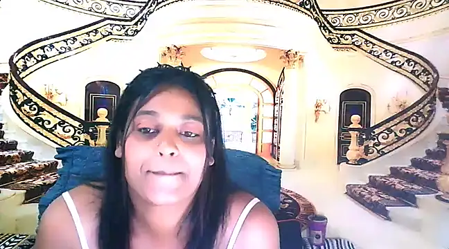 Snapshot of IndianYummy chatting on 02-19-25, 07:59 IndianYummy online show from 02-19-25, 07:59